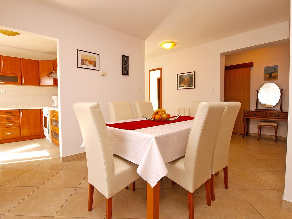 Apartments Munida 734 Медулин Экстерьер фото