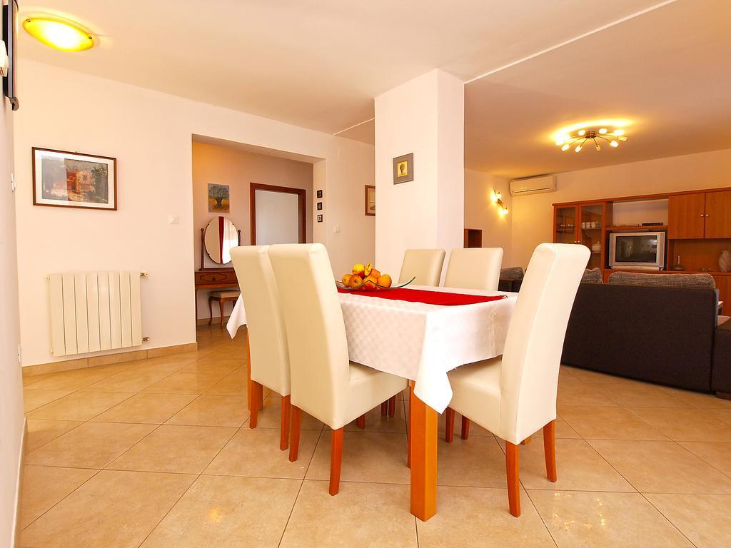 Apartments Munida 734 Медулин Экстерьер фото