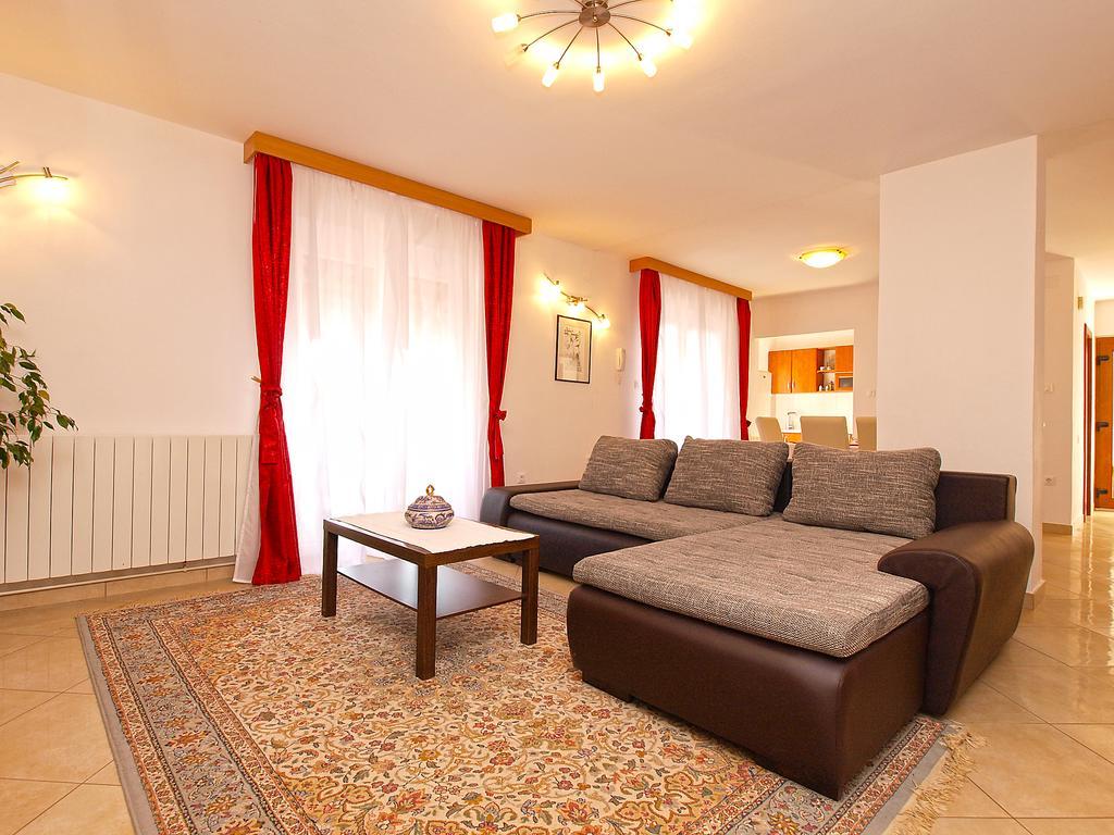 Apartments Munida 734 Медулин Экстерьер фото